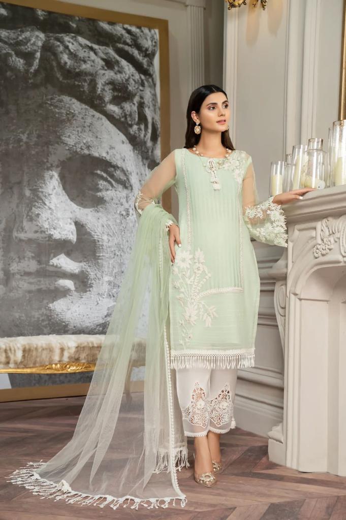 femalechoice Design#639 Organza Lawn inner Embroidered 3 pc