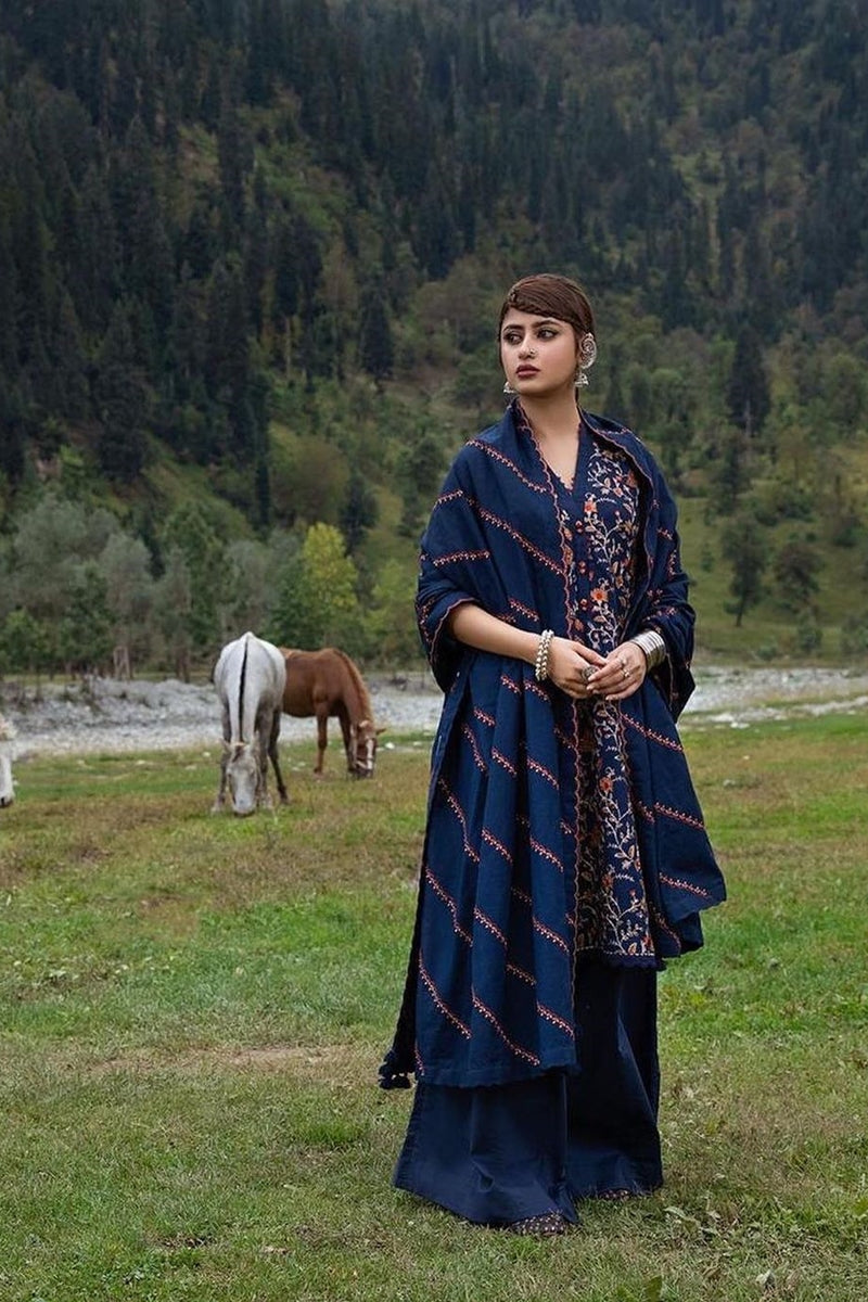 Bareeze D-808 Embroidered Dhanak Three Piece Winter Collection