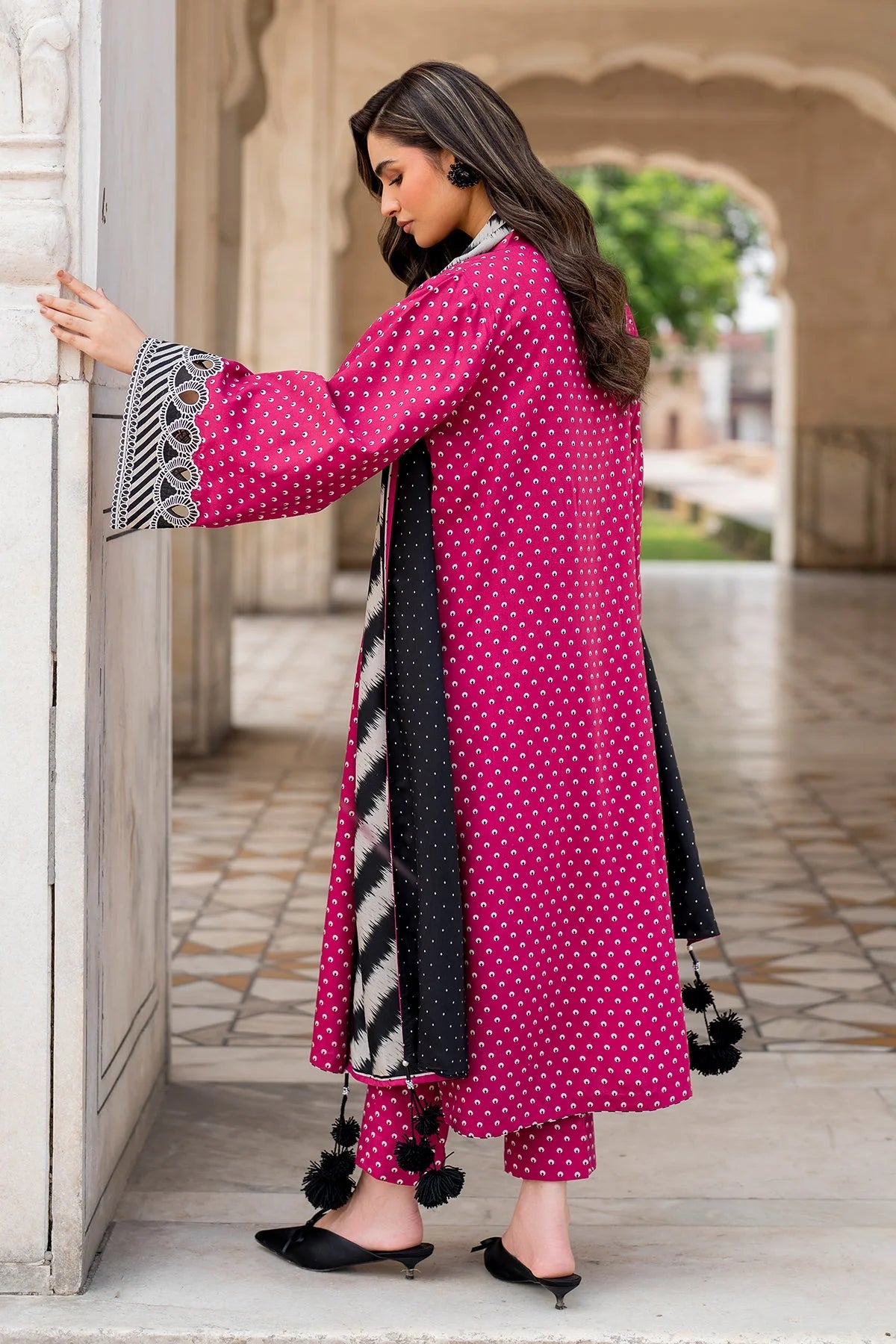 Baroque D-240 Printed three piece ( winter )
