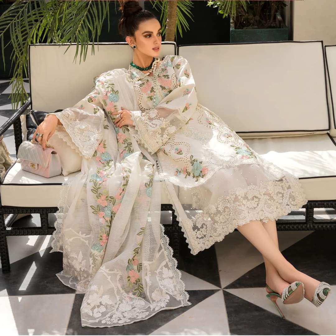 MONSOON BLOOMS DHANAK Three Piece WInter Collection