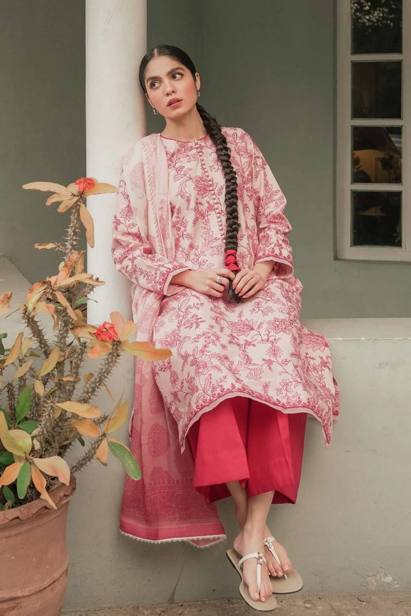 Qalamkar QL-02 white Embroidered Lawn Three Piece Summer Collection