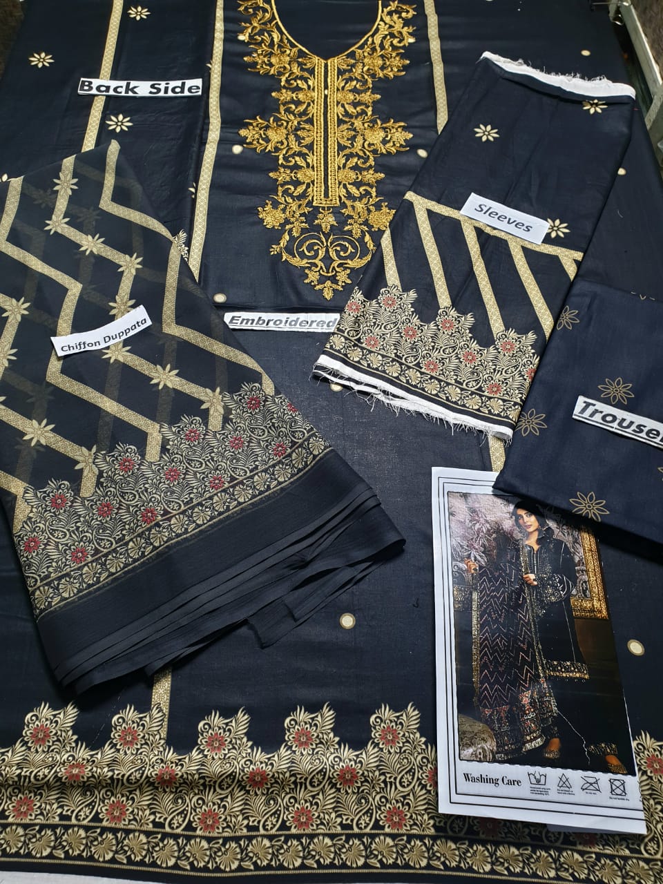 Rang Rasiya D 3080 Black Lawn three piece suit Summer Collection