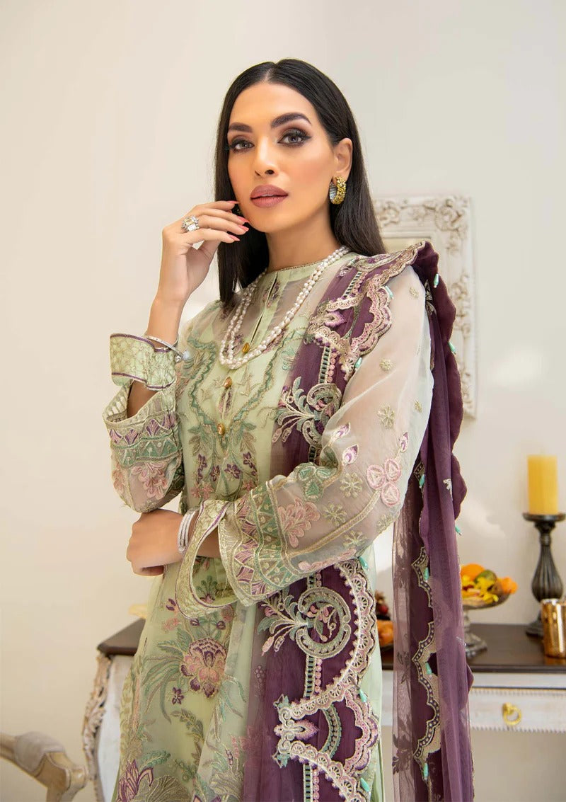 Maria B MB-105 Embroidered Dhanak Three Piece Winter Collection