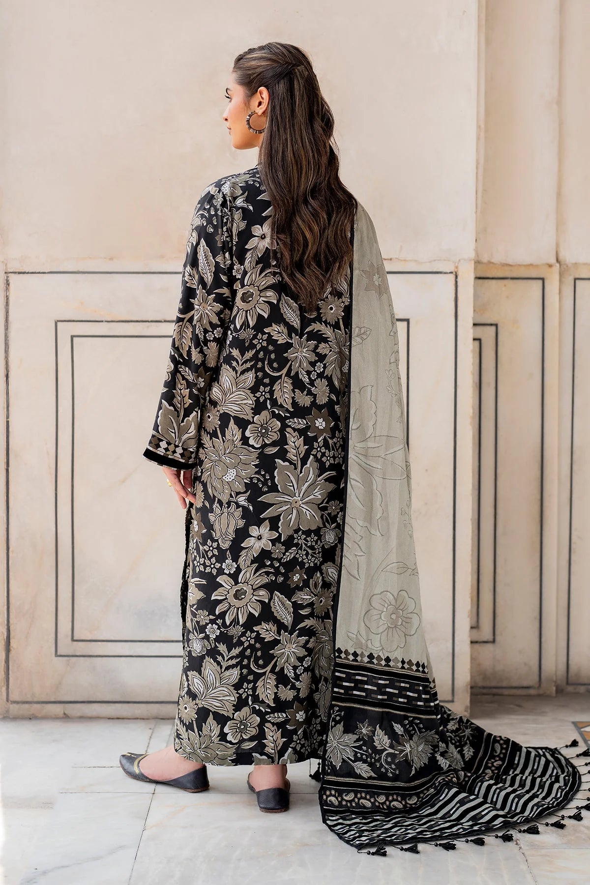 Baroque D-786 Printed three  piece suit