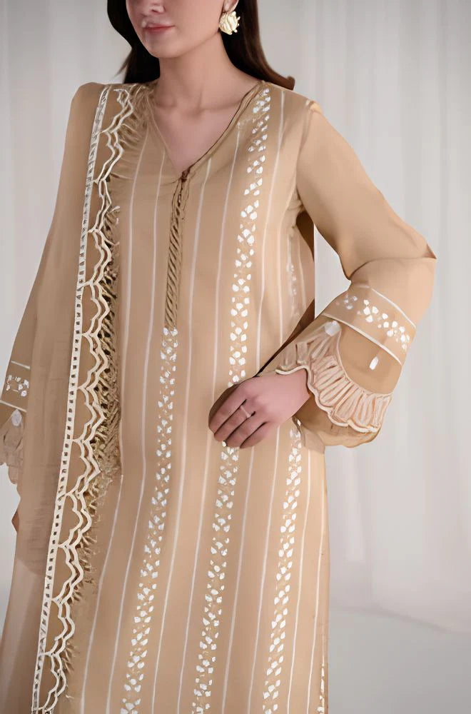 sapphire Embroidered lawn Three Piece SP-138 Skin