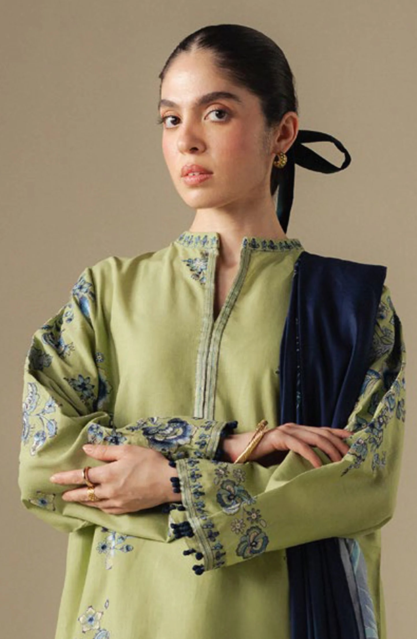 Coco Embroidered Dhanak Three Piece D-230