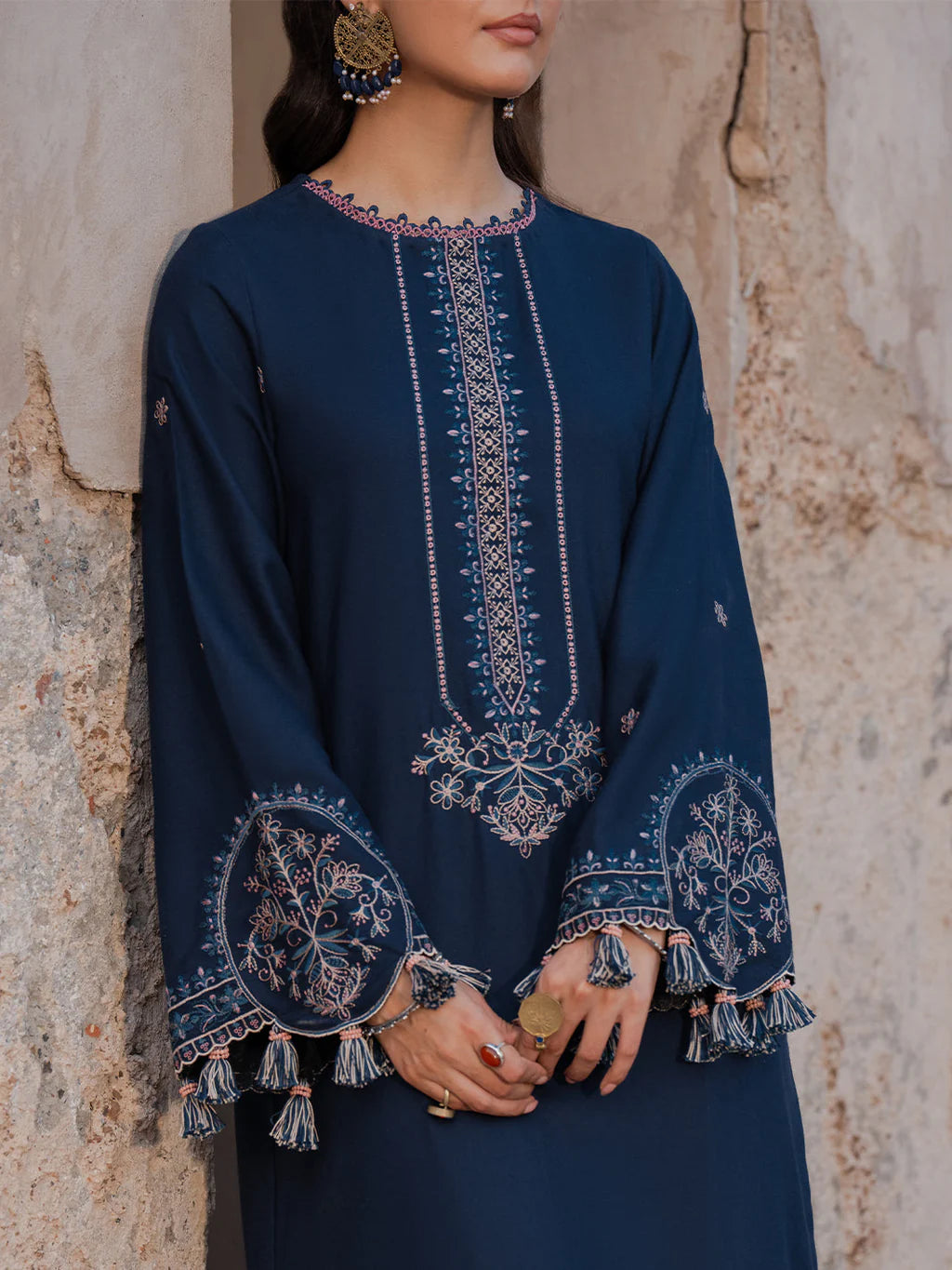 Izel Embroidered Dhanak Three Piece Winter BR-84