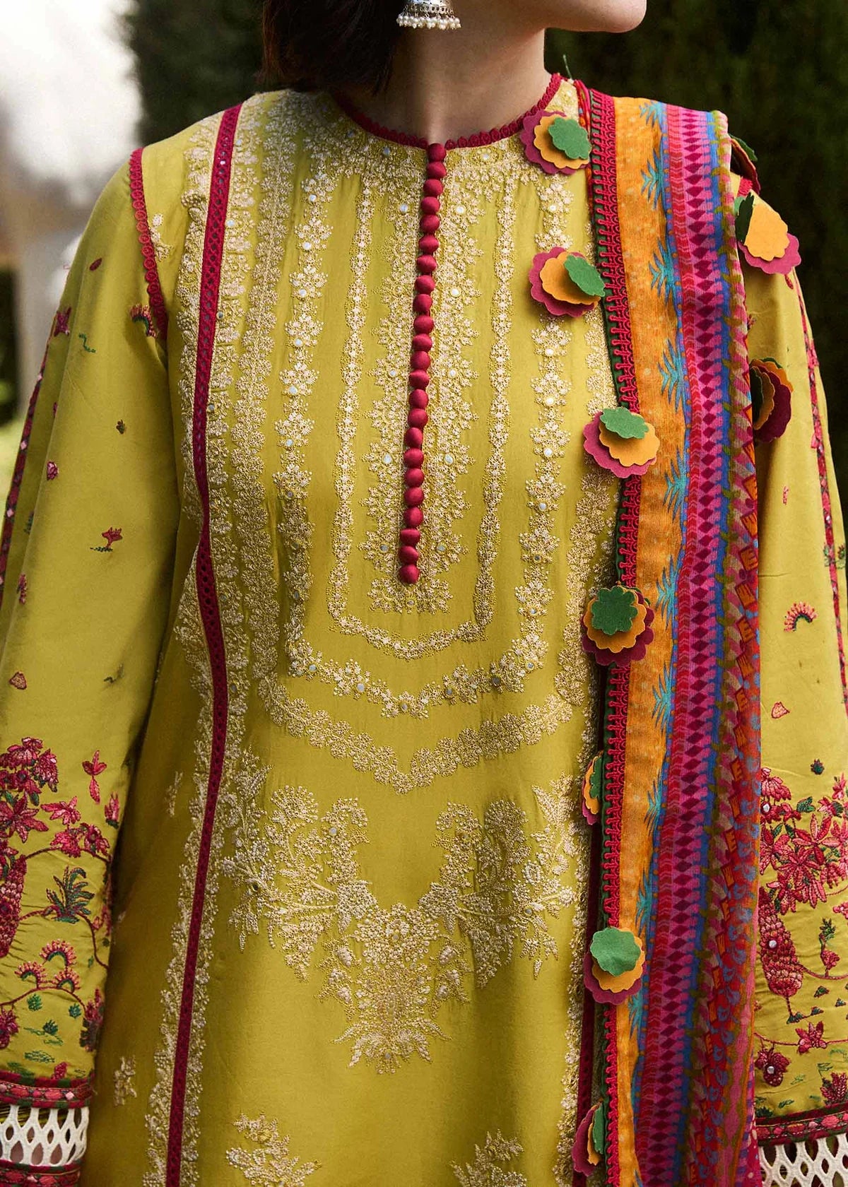 Hussain Rehar Embroidered lawn Three Piece HR-289