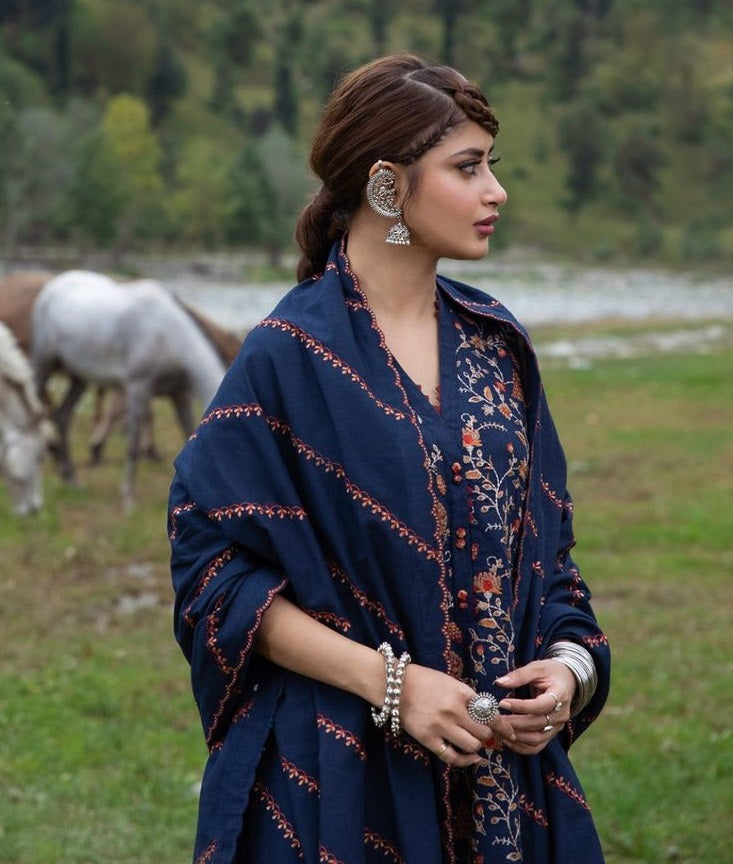 Bareeze D-808 Embroidered Dhanak Three Piece Winter Collection