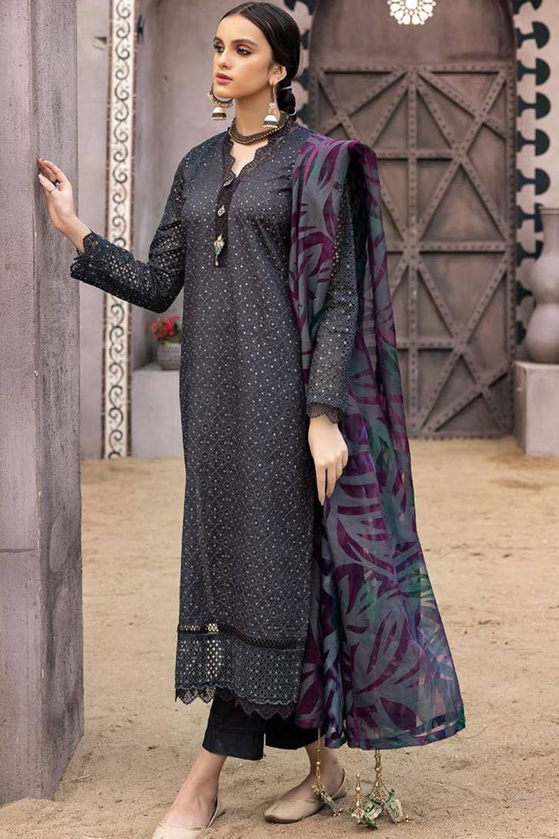 Black Nishat Lawn Embroidered 3 pc D-638