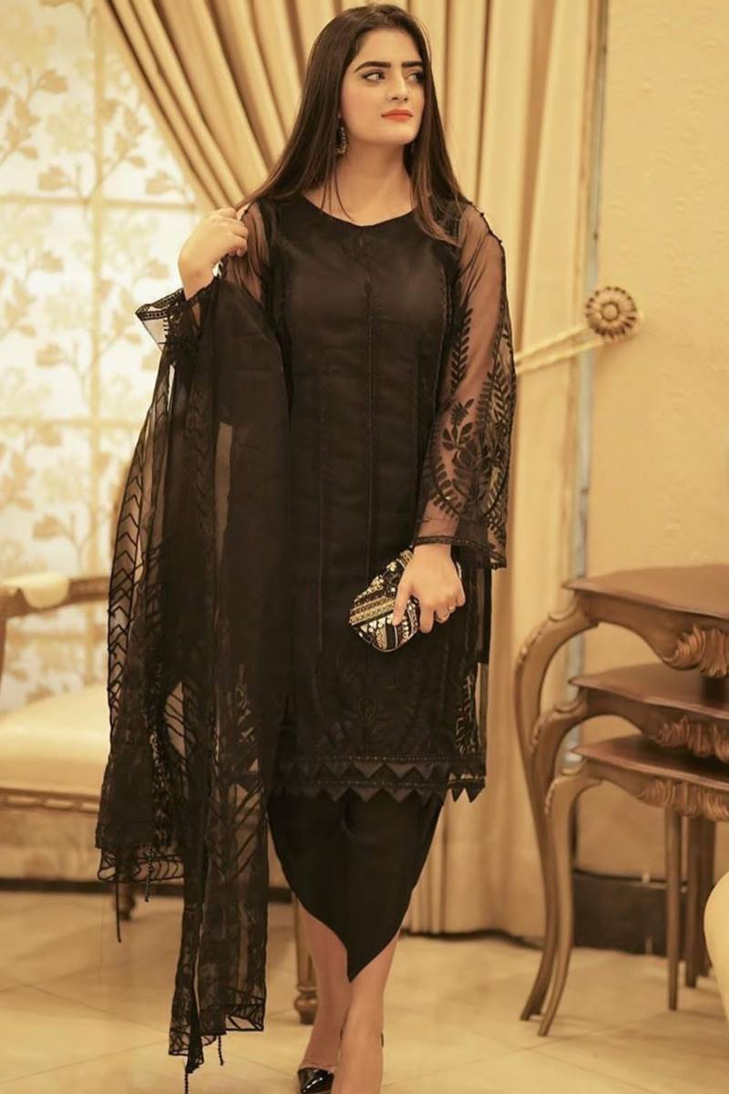 femalechoice Design#11 Black Organza Lawn inner  Embroidered 3 pc