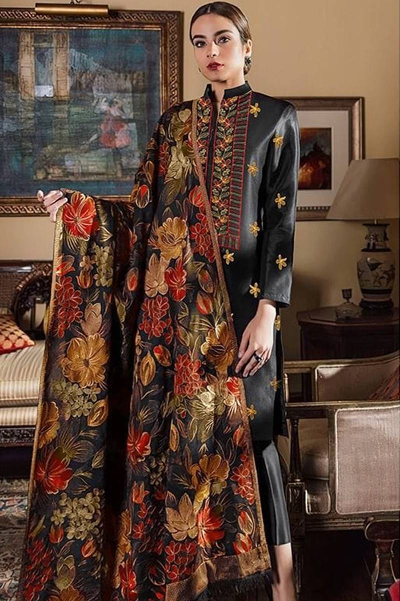 Bareeze FCC-190 Black  Embroidered Dhanak Three Piece Winter Collection