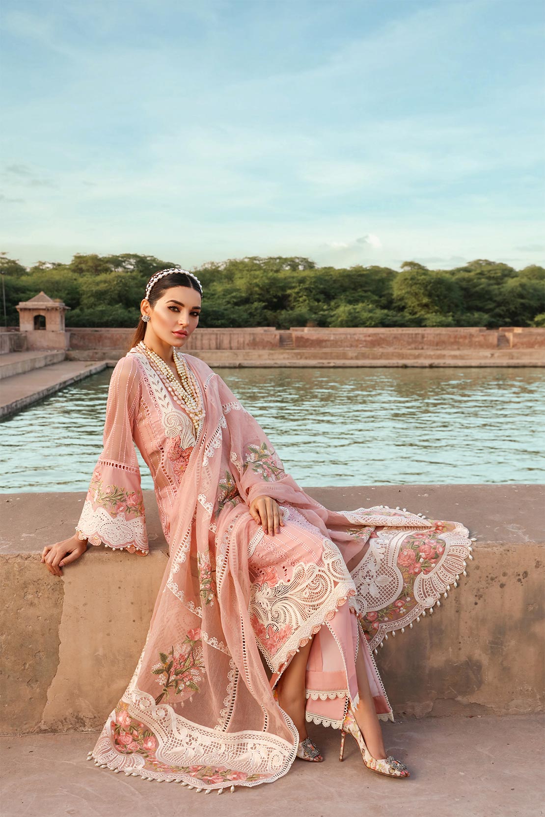 Crimsonn CR-02 Pink Embroidered Linen Three Piece Winter Collection