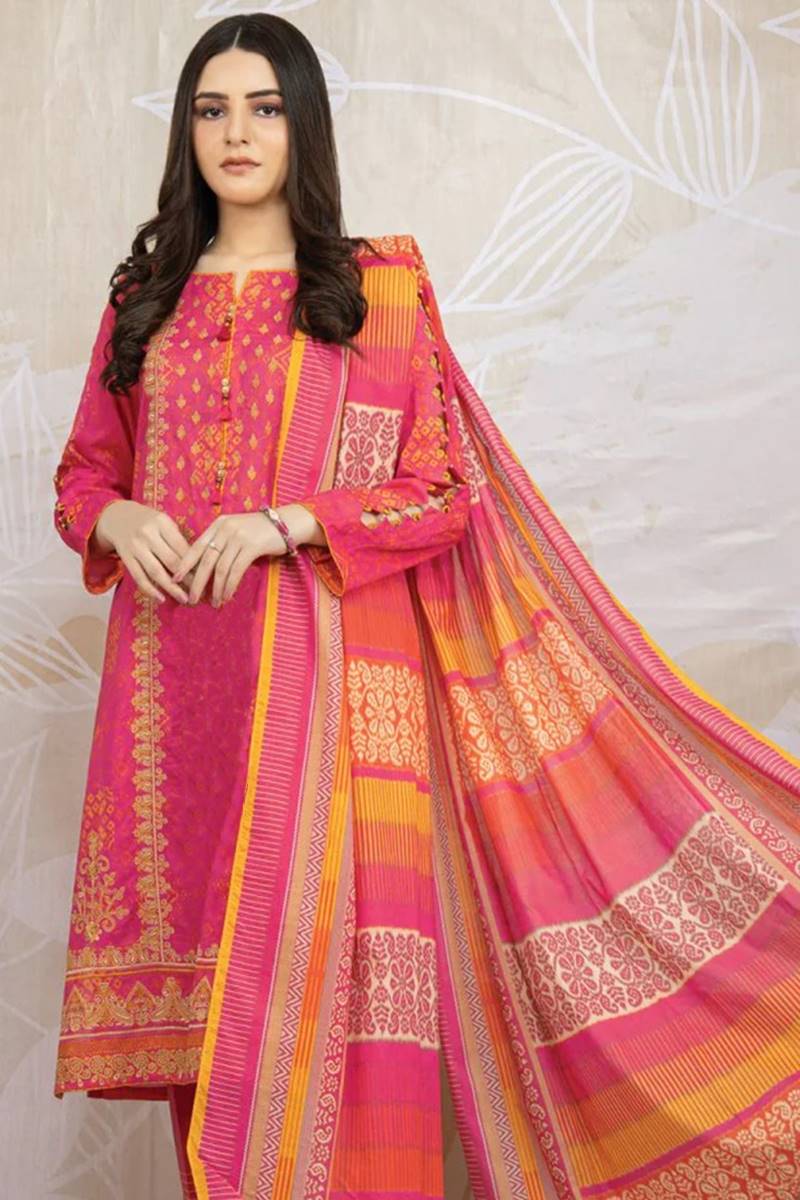 D#718 pink Printed Three Piece Winter Collection