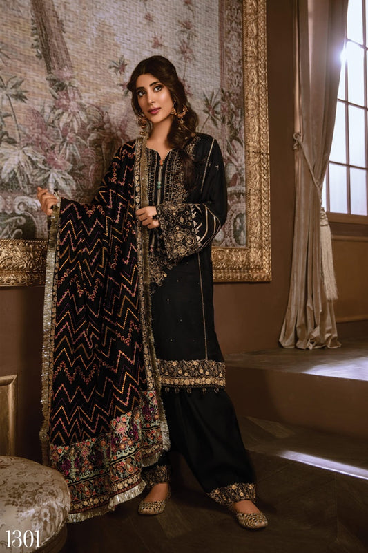 Rang Rasiya D 3080 Black Lawn three piece suit Summer Collection